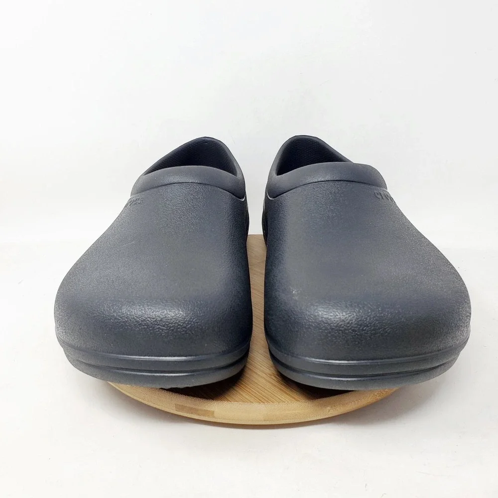 Crocs‎ On The Clock Shoes Mens 11 Black Clog Slip On Work Slip Resistant Kitchen